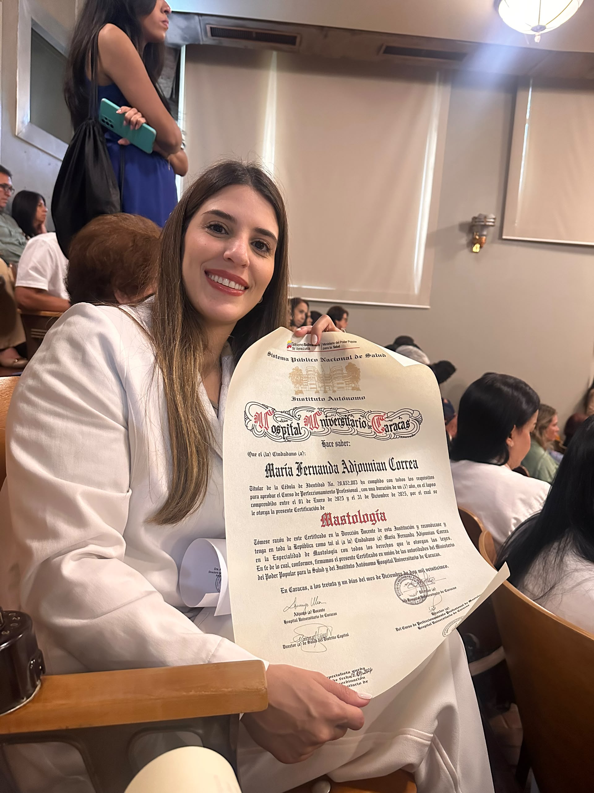 Dra. María Fernanda Adjounian Correa